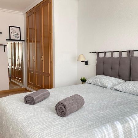 Apartamento Grande, 2 Dormitorios, Garaje Gratis Madrid Eksteriør billede